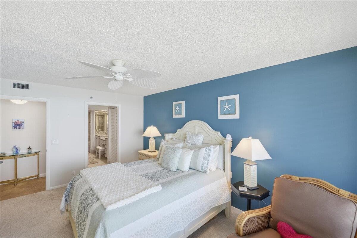 9950 S Ocean Drive 604 photo 19