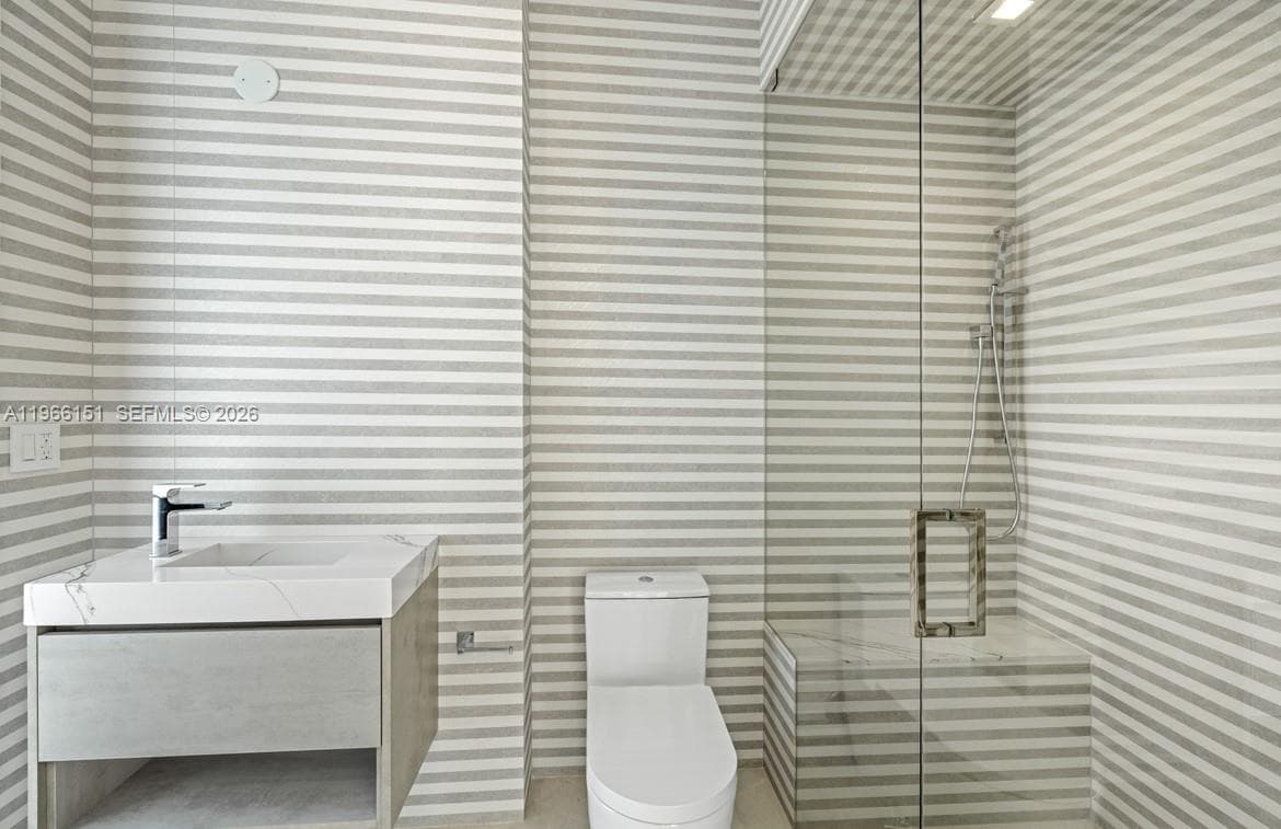 2050 S Hibiscus Dr photo 13
