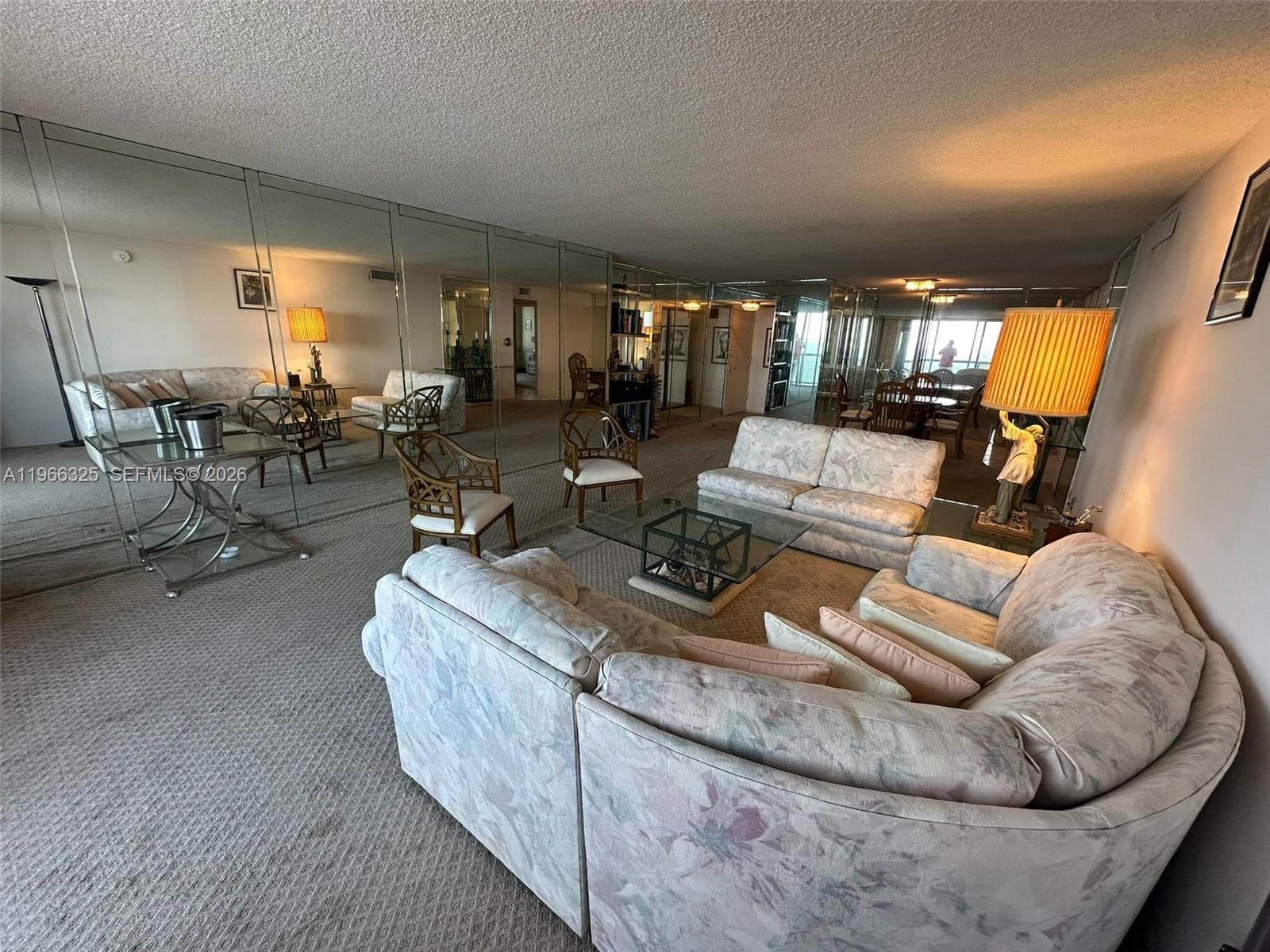 6039 Collins Ave 1517 photo 7