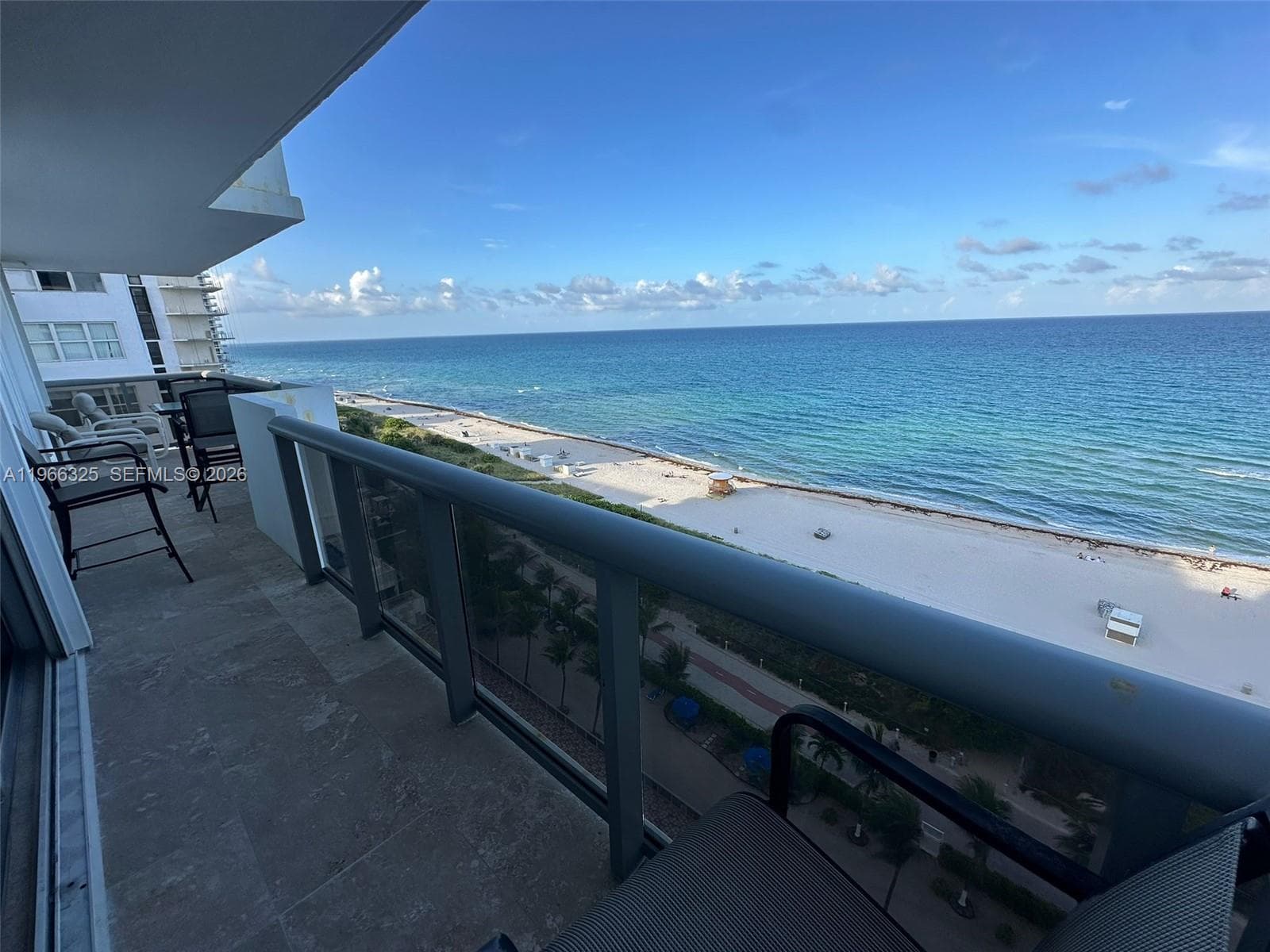 6039 Collins Ave 1517 photo 3