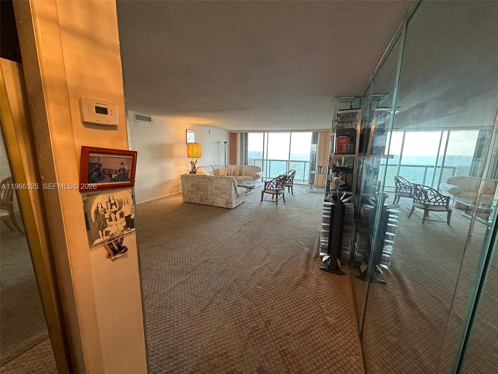 6039 Collins Ave 1517 photo 11