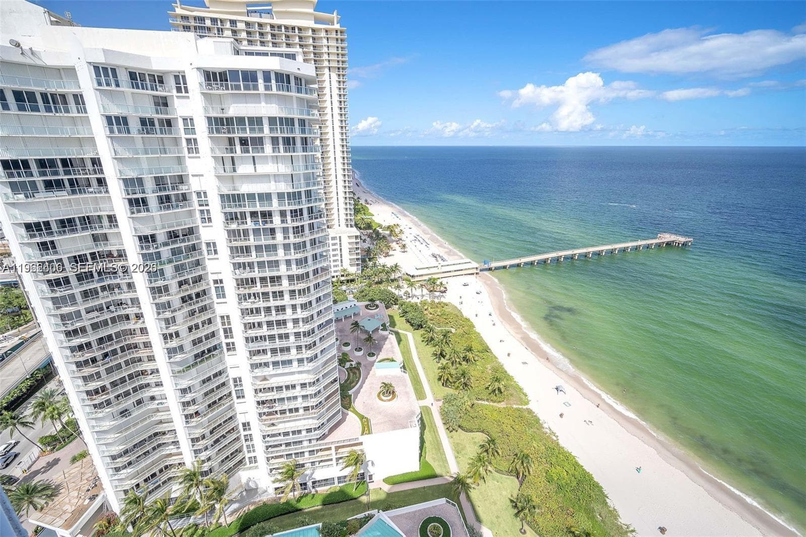 16445 Collins Ave 2328 photo 3