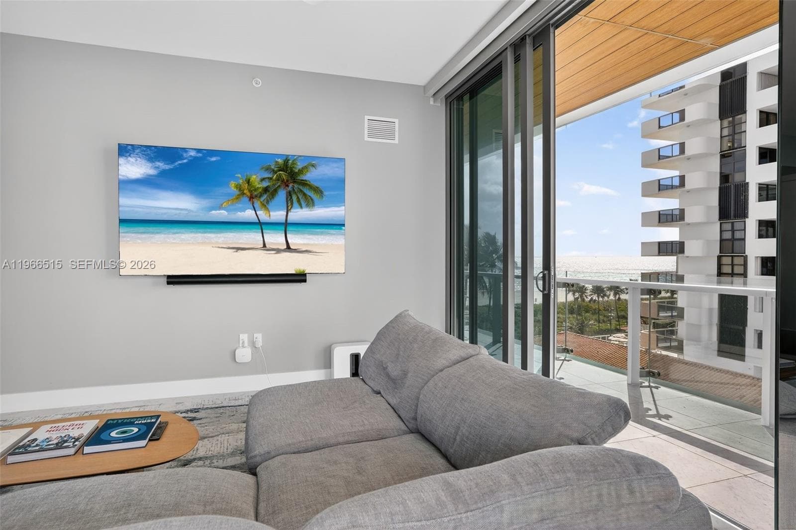 5775 Collins Ave 506 photo 3
