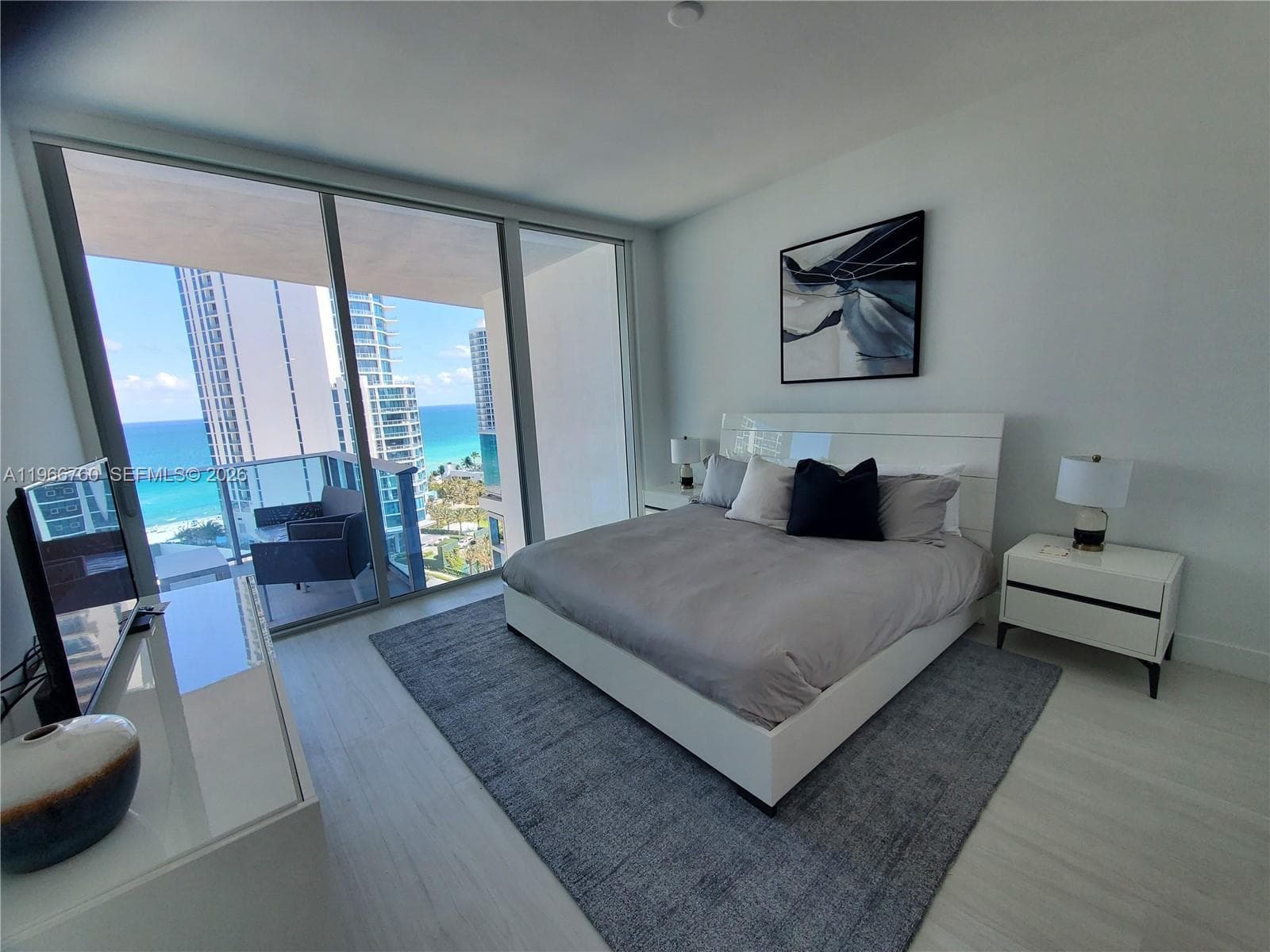 17550 Collins Ave 1403 photo 17