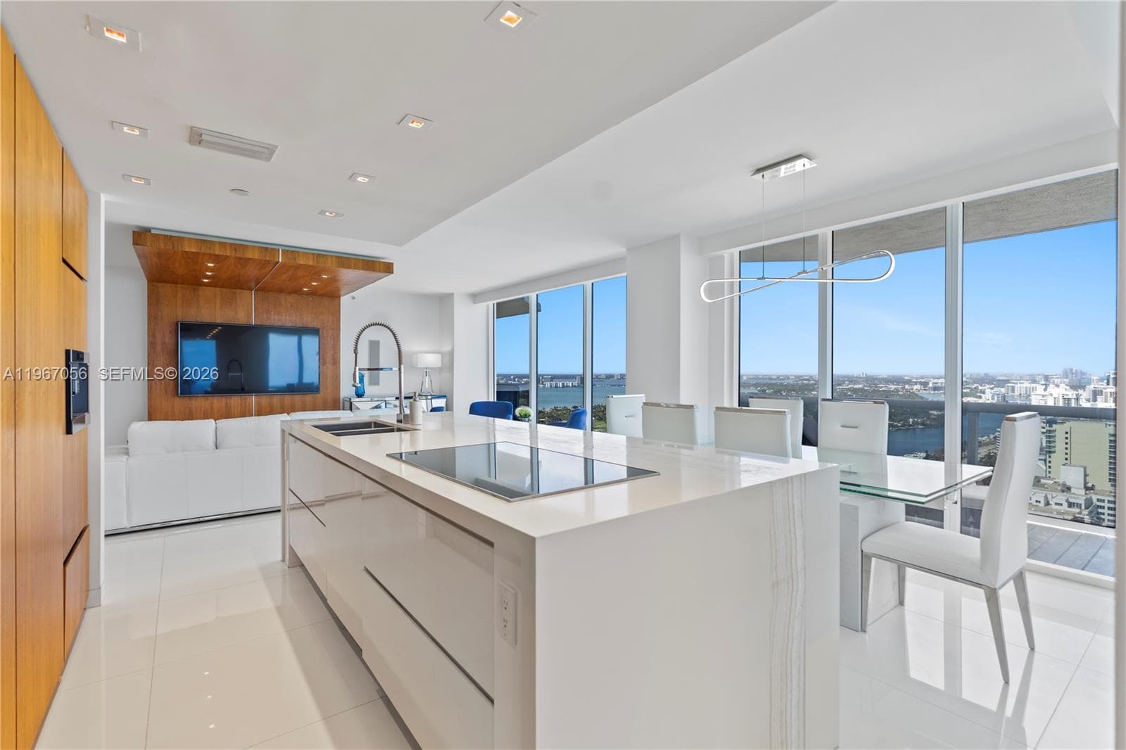 4779 COLLINS AV 3701 photo 10