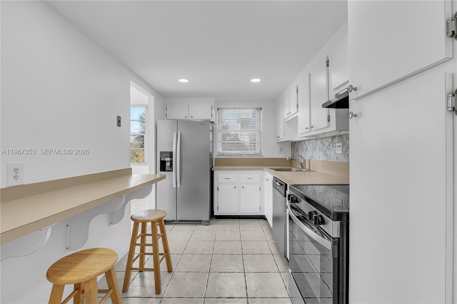 2781 Taft St 303 photo 20