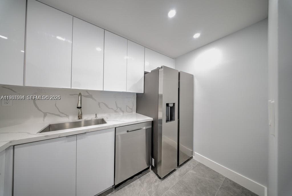 2899 Collins Ave 1203 photo 9