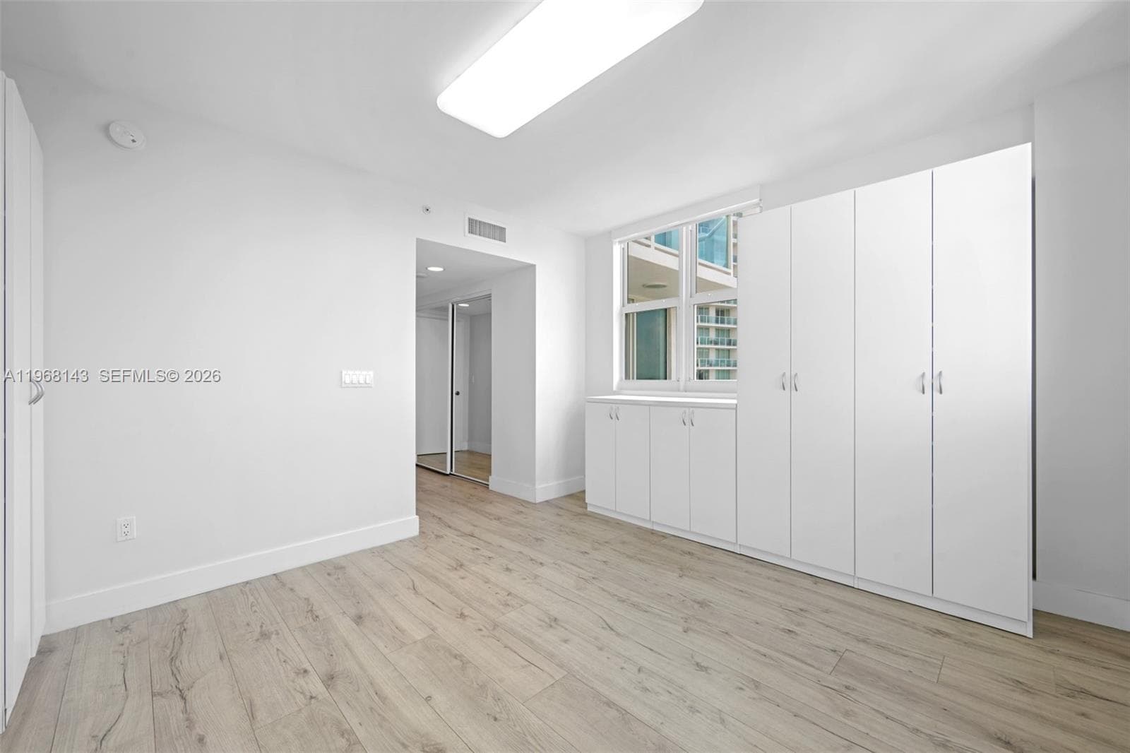 3301 NE 183 2209 photo 19