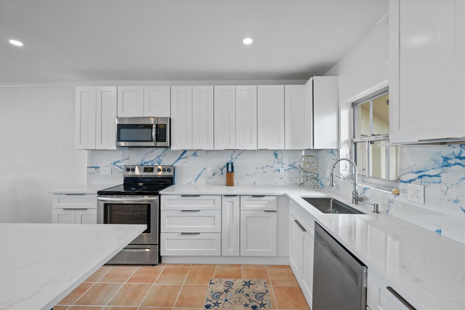3475 S Ocean Boulevard 715 photo 11