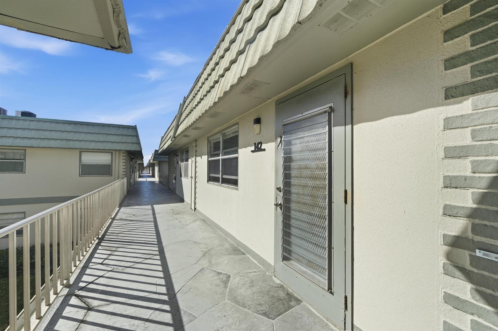 142 Monaco C photo 3