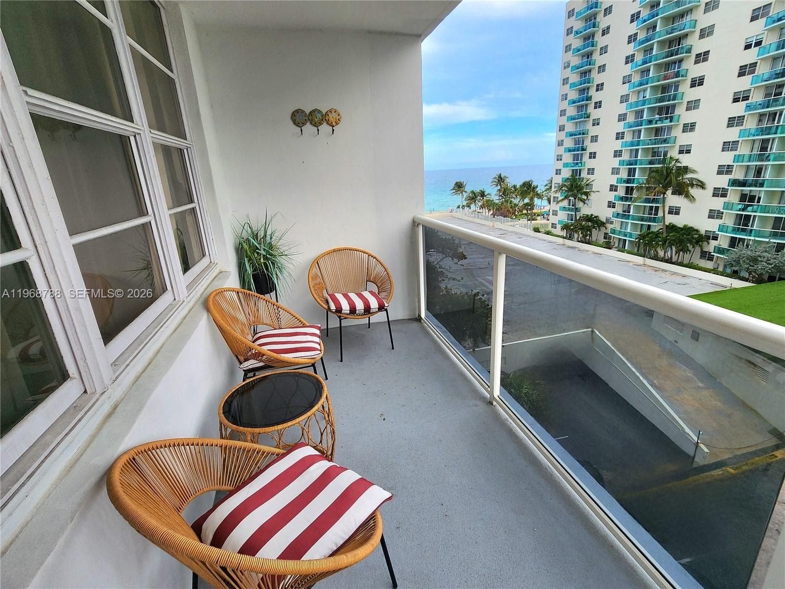 3725 S Ocean Dr 620 photo 13