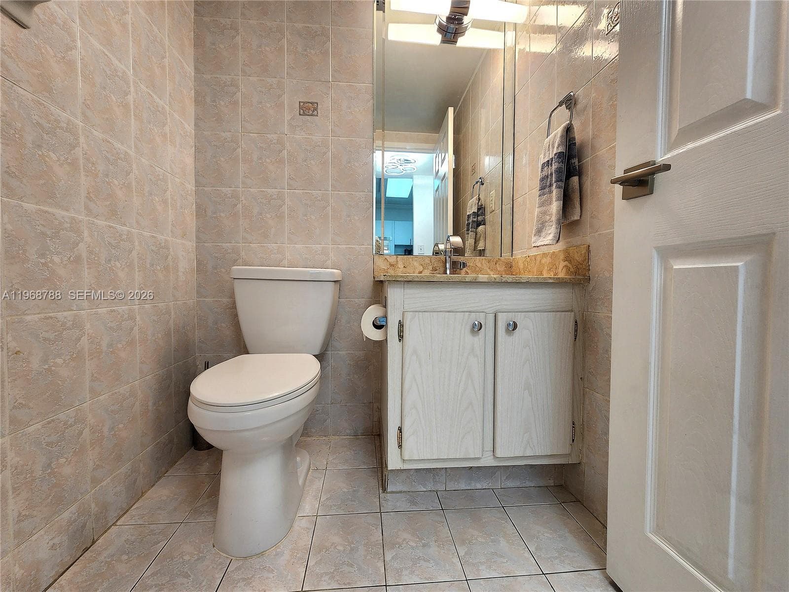 3725 S Ocean Dr 620 photo 12
