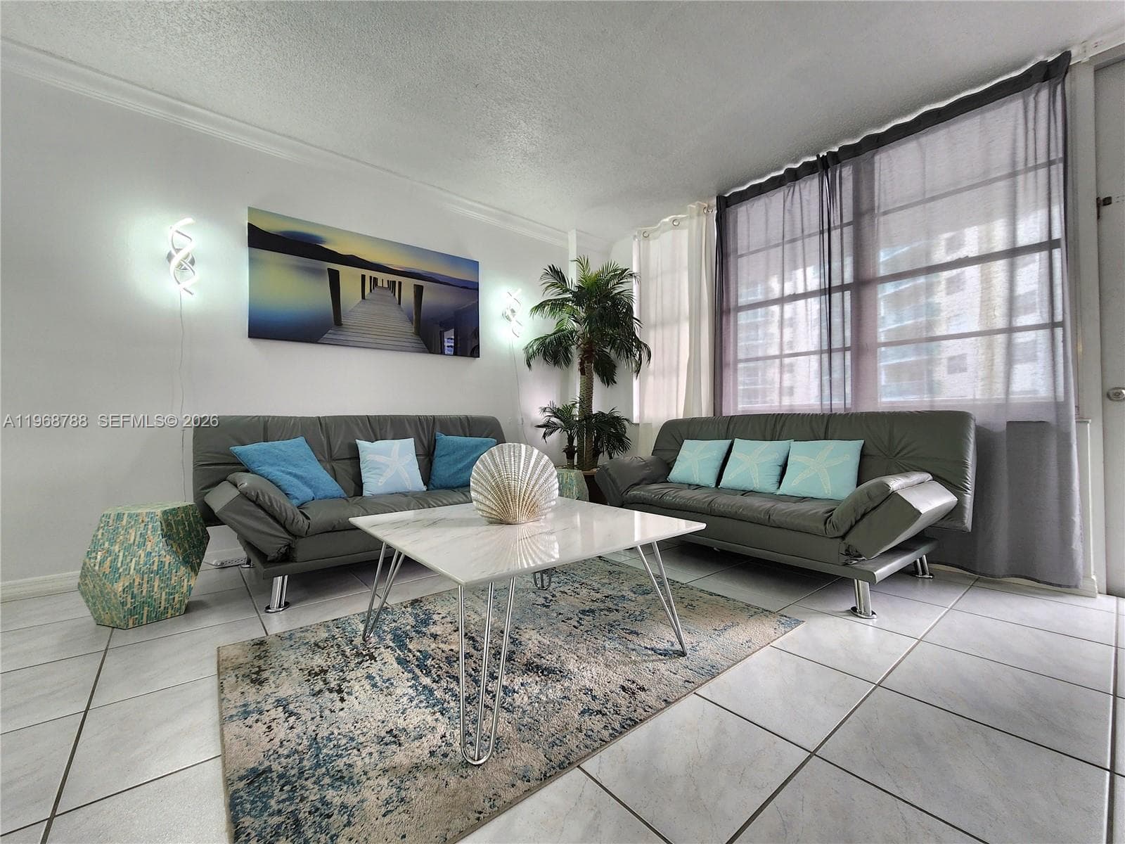 3725 S Ocean Dr 620 photo 4