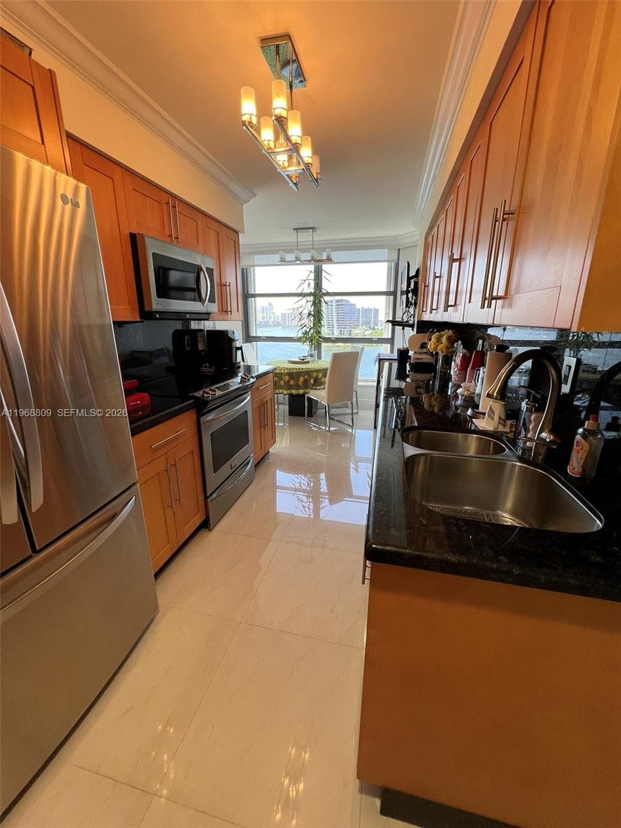 3530 Mystic Pointe Dr 1215 photo 5