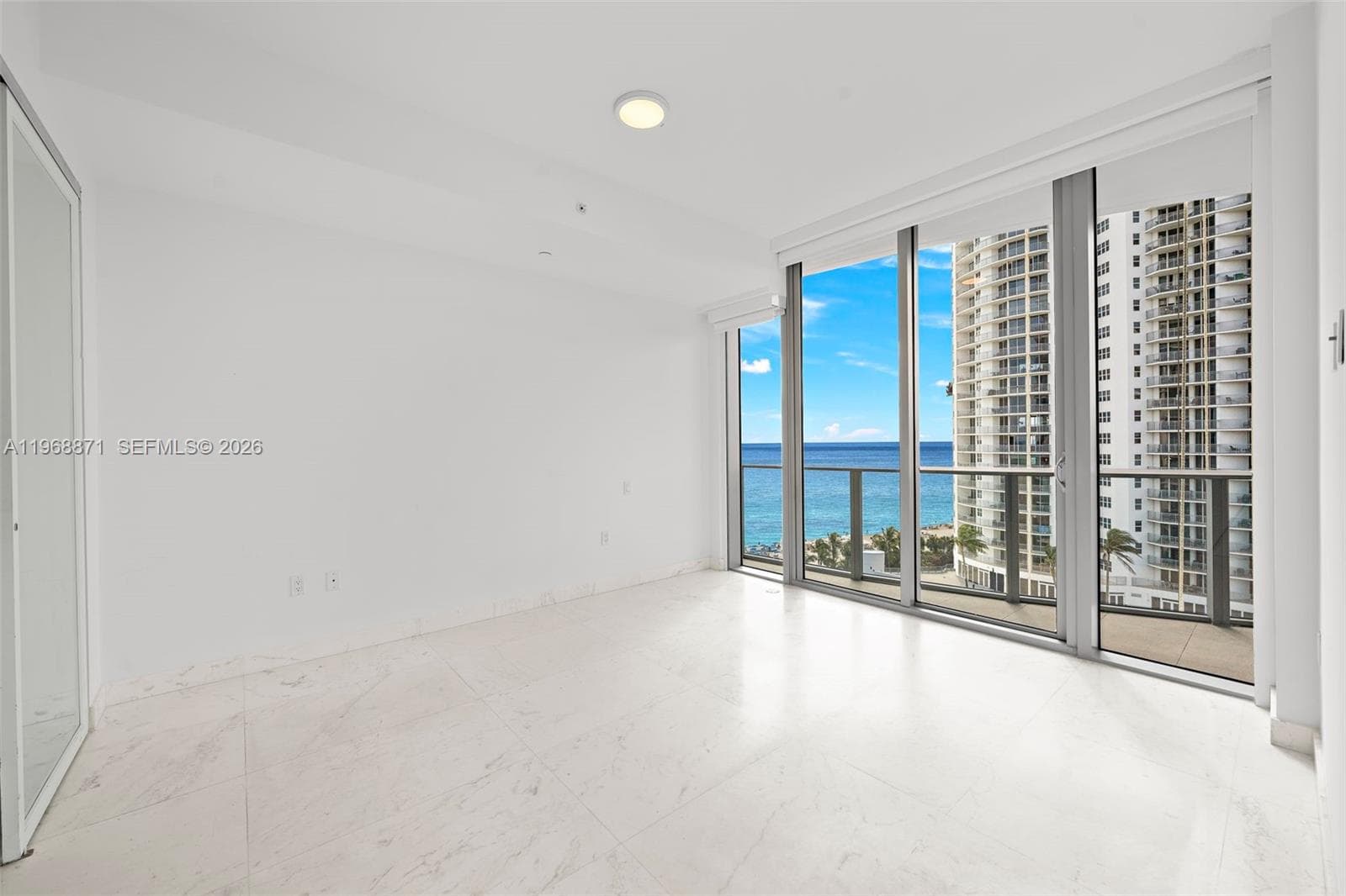 17475 Collins Ave 703 photo 22