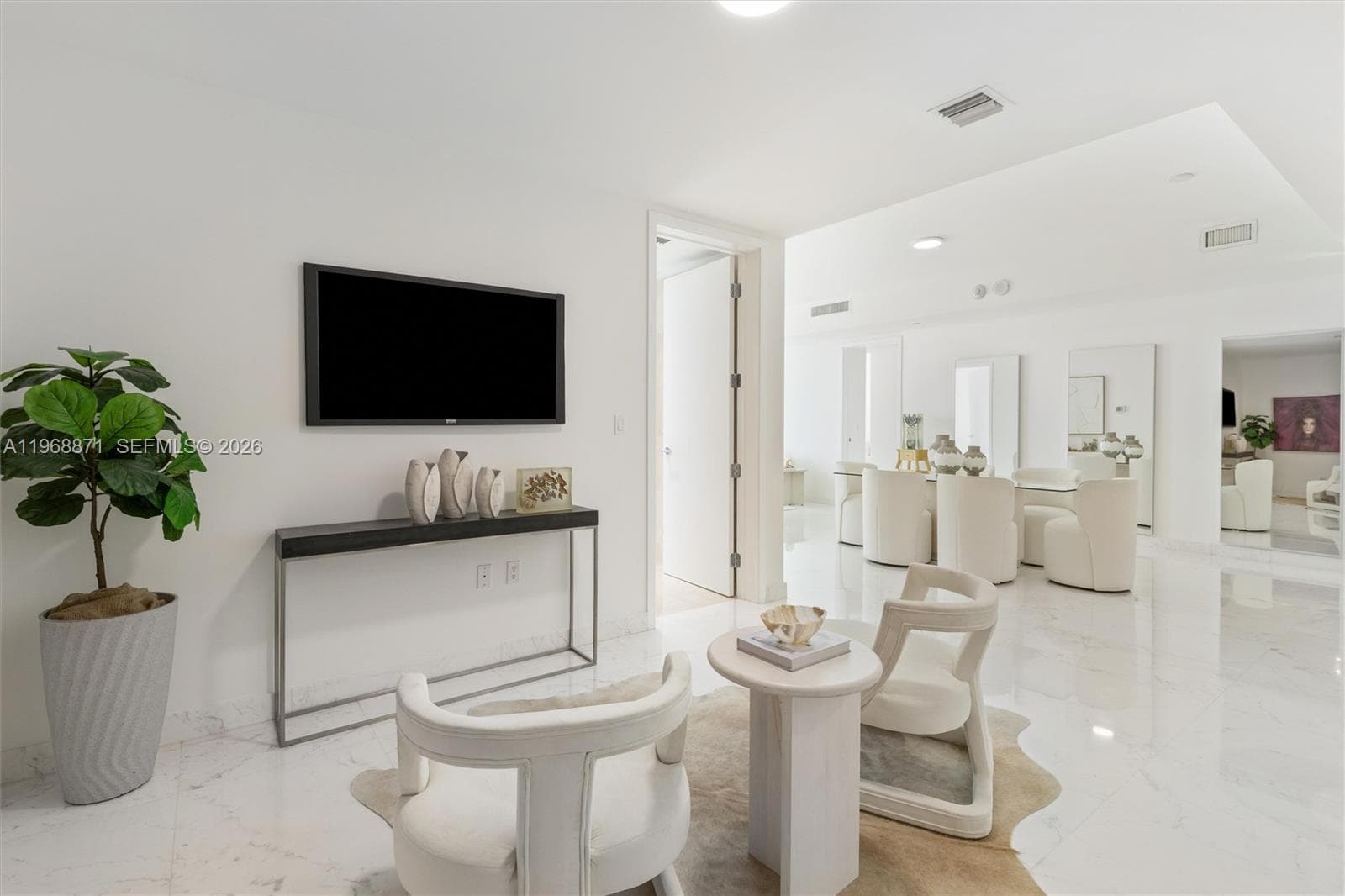 17475 Collins Ave 703 photo 10