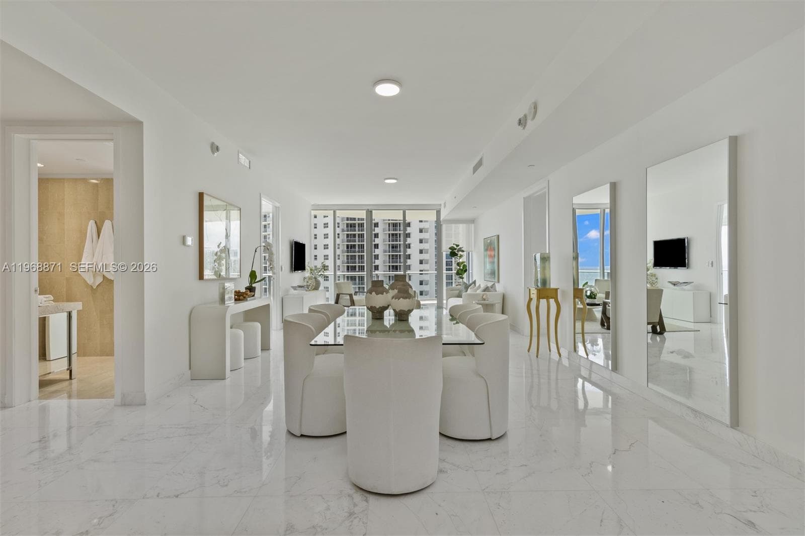 17475 Collins Ave 703 photo 4
