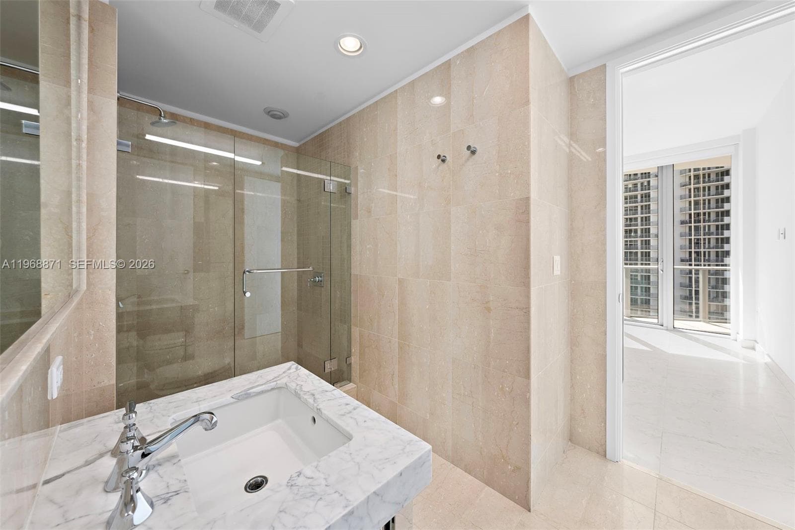 17475 Collins Ave 703 photo 25