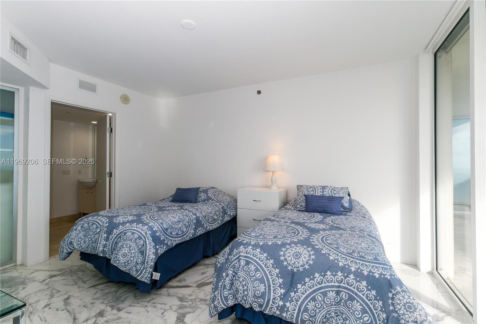 1830 S OCEAN DR 2906 photo 13