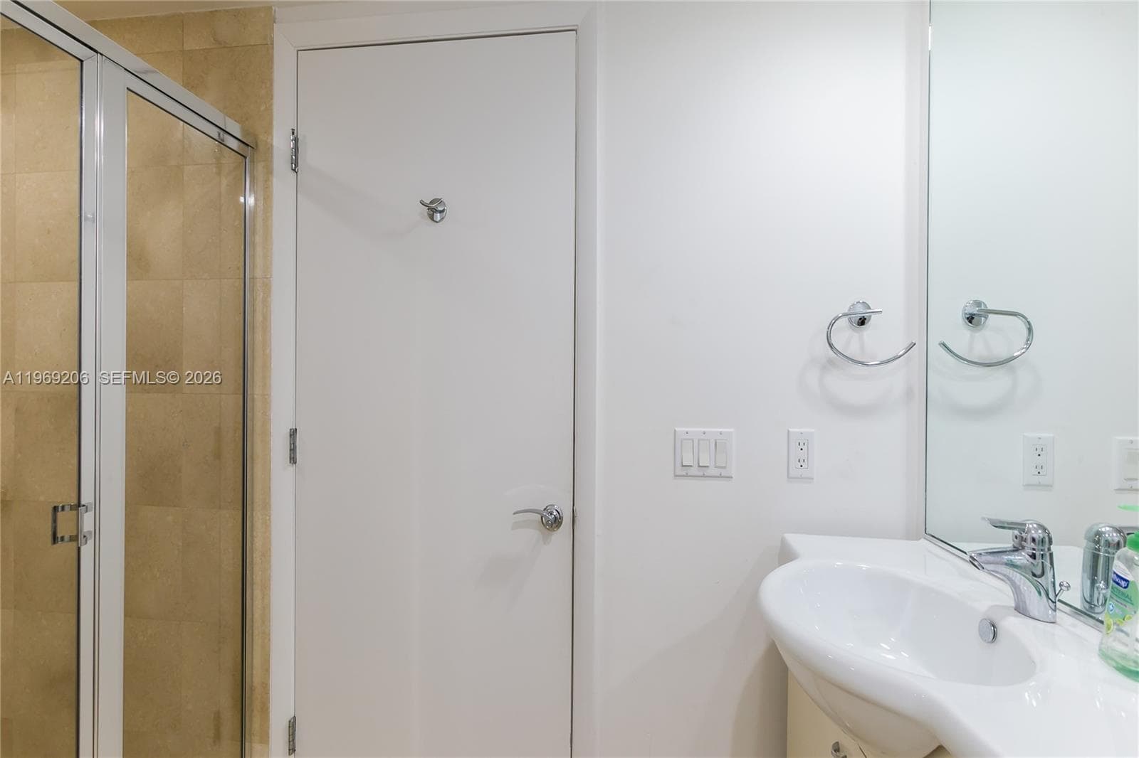 1830 S OCEAN DR 2906 photo 14
