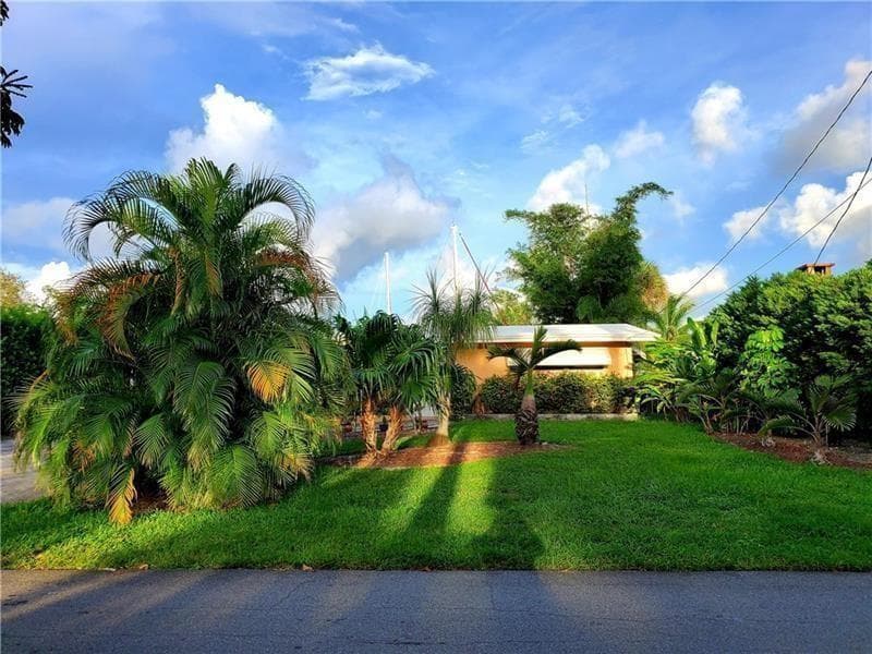 2512 Key Largo Lane photo 1