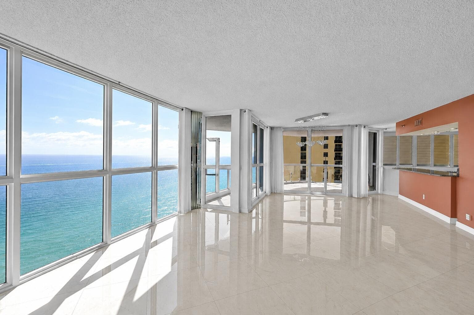 16425 Collins Avenue 2011 photo 22