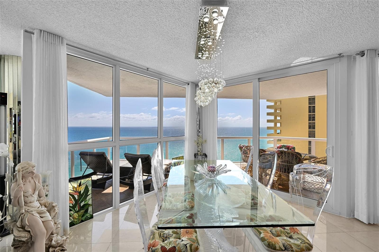 16425 Collins Avenue 2011 photo 14