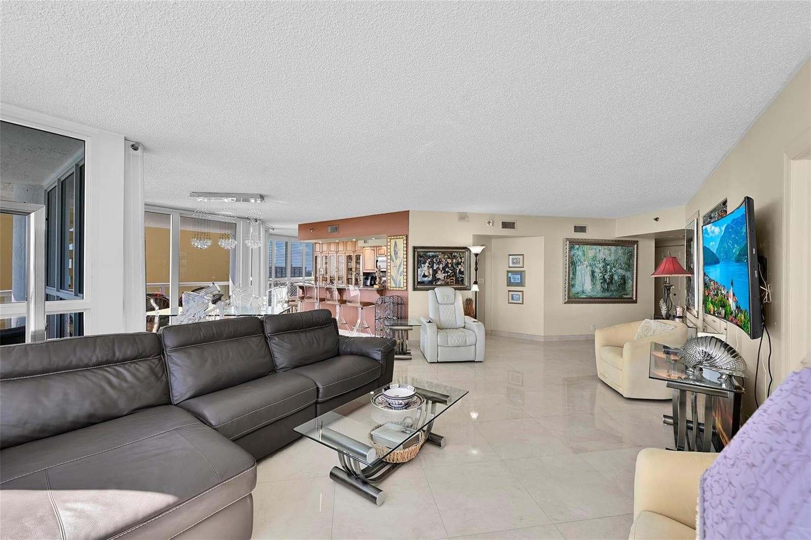 16425 Collins Avenue 2011 photo 19