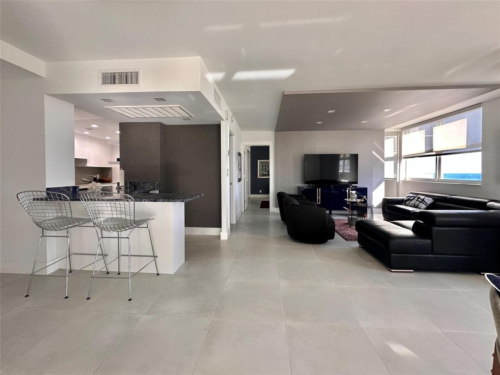 209 N Fort Lauderdale Beach Boulevard 11C photo 17