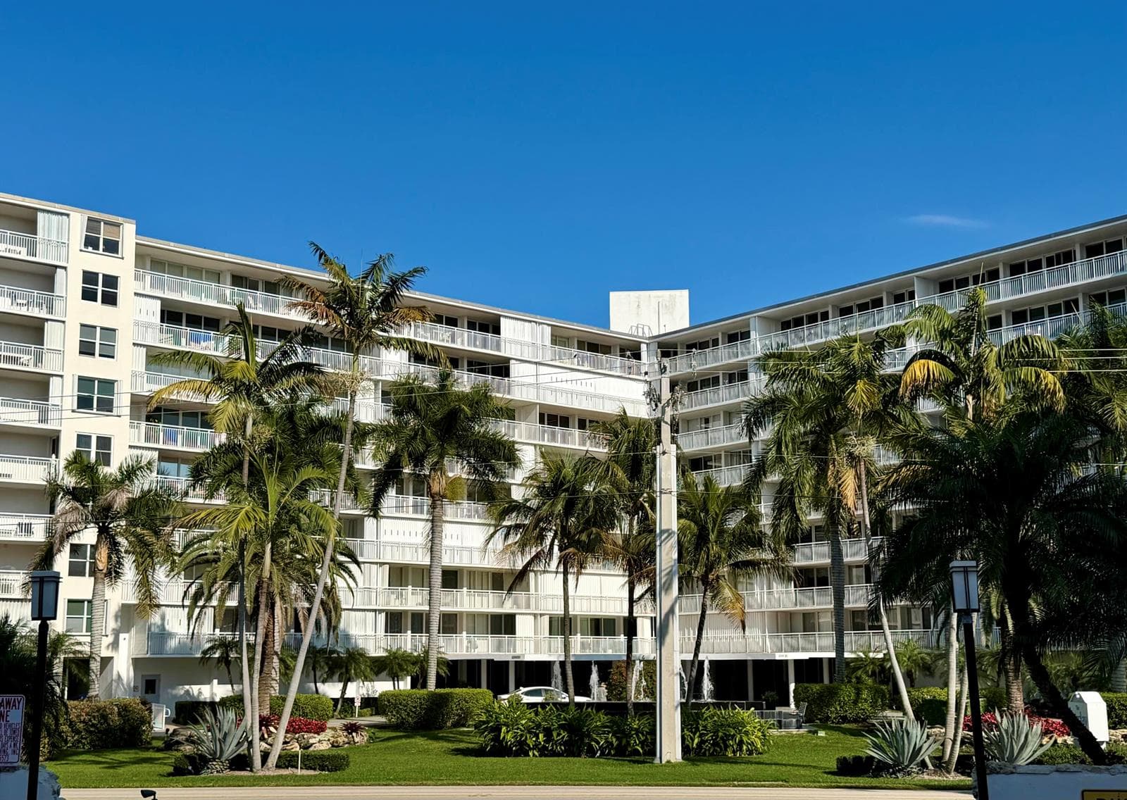 3546 S Ocean Boulevard 516 photo 3