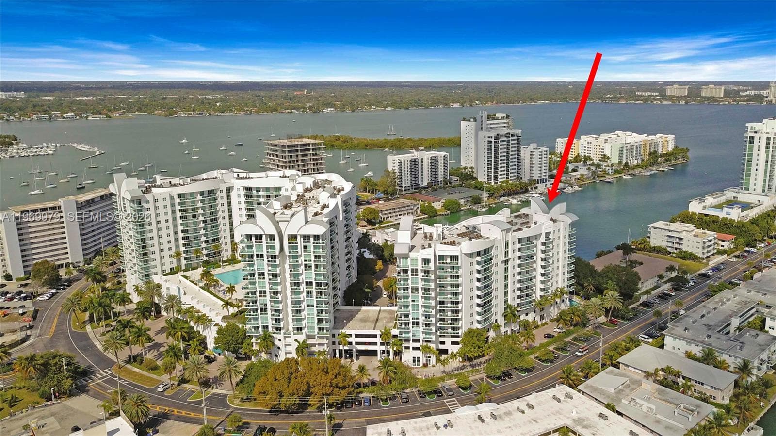 7910 Harbor Island Dr 405 photo 2
