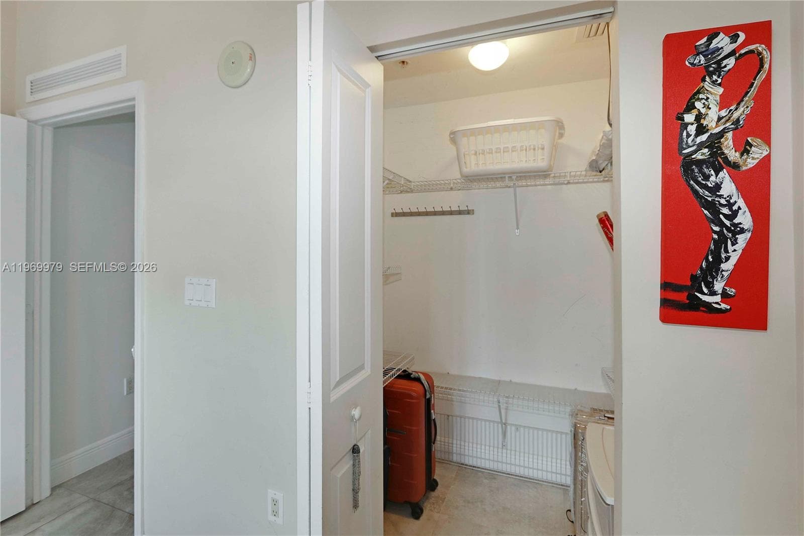 7910 Harbor Island Dr 405 photo 18
