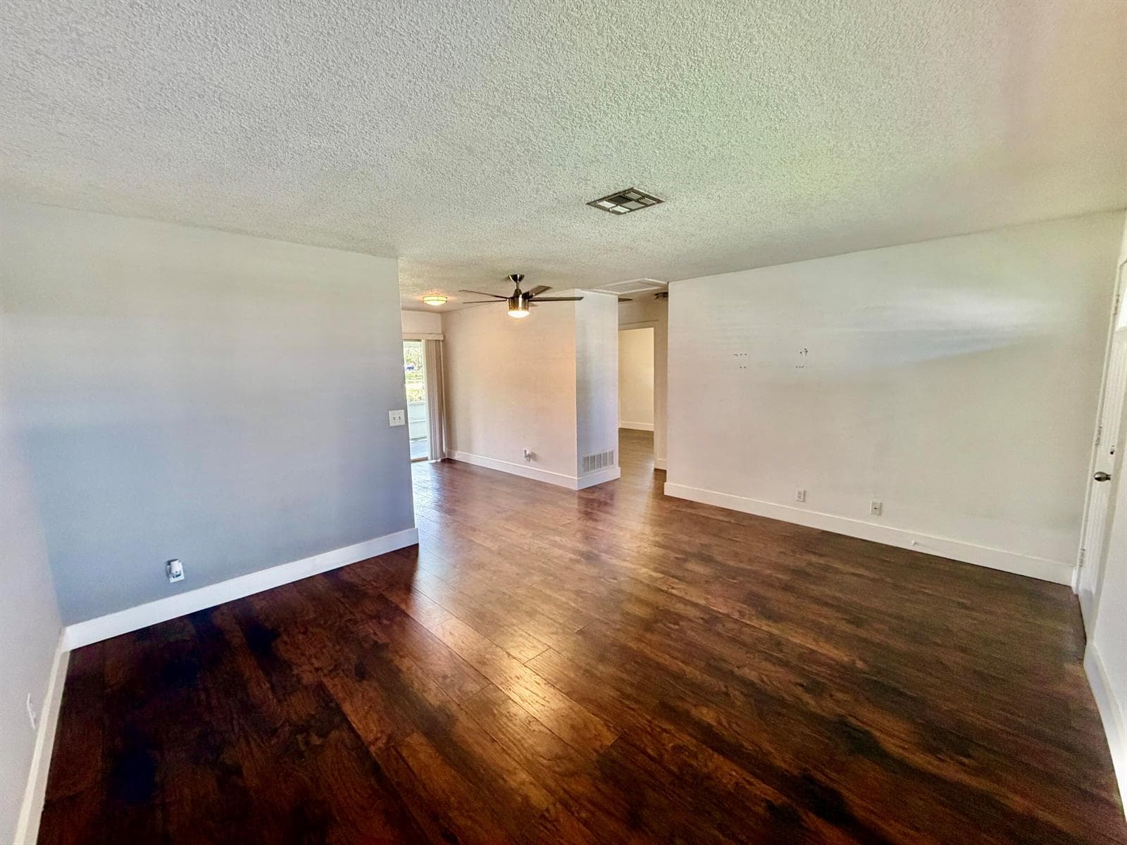 2821 Duke Lane photo 5