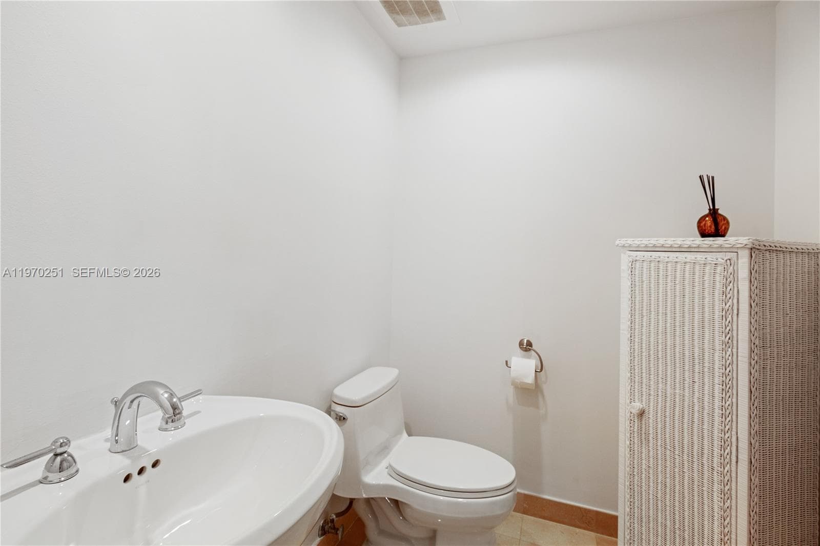1830 S Ocean Dr 4204 photo 23
