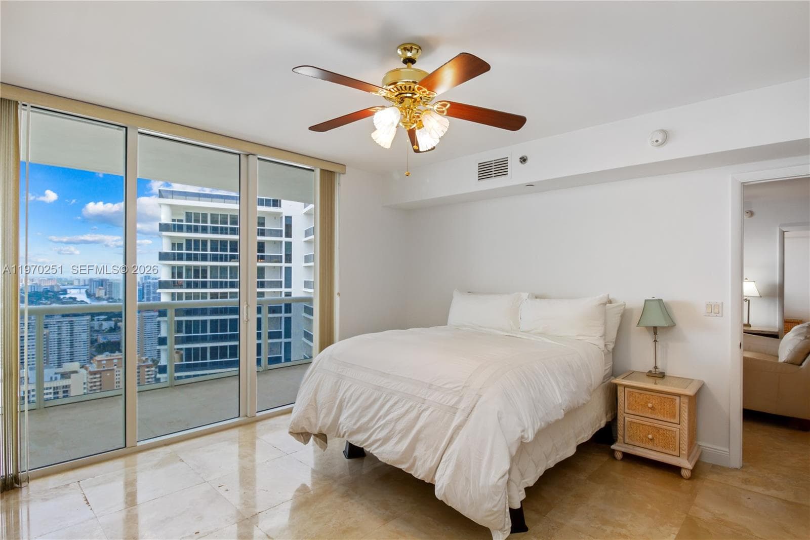 1830 S Ocean Dr 4204 photo 16