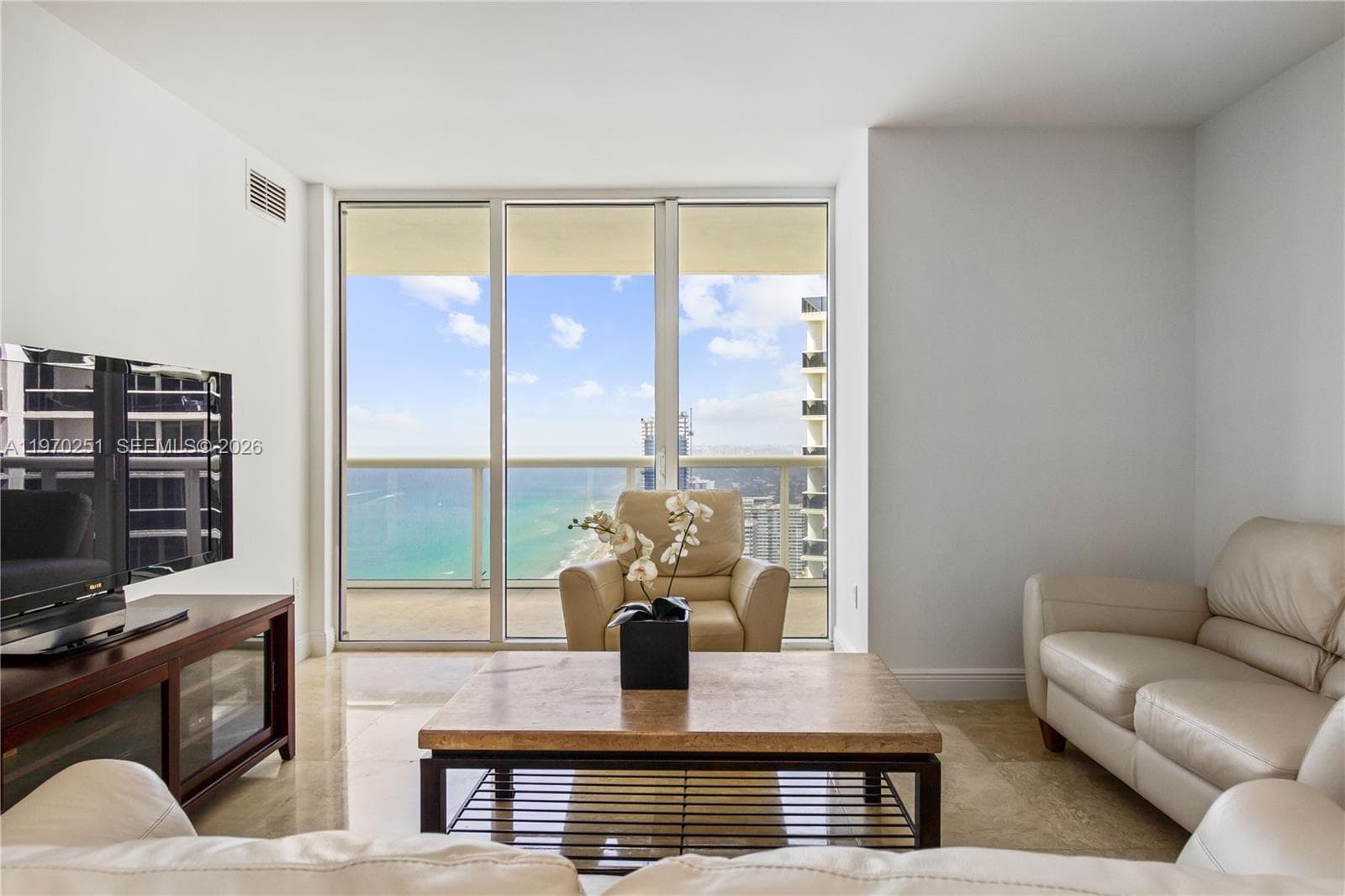 1830 S Ocean Dr 4204 photo 3