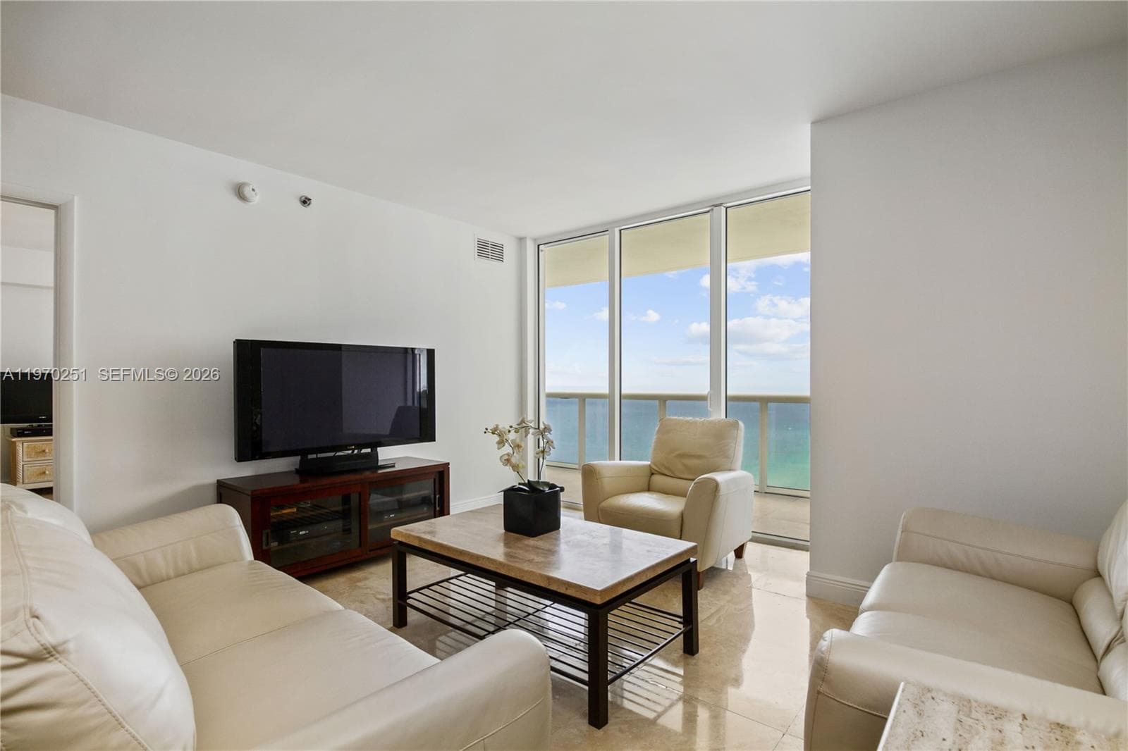 1830 S Ocean Dr 4204 photo 4