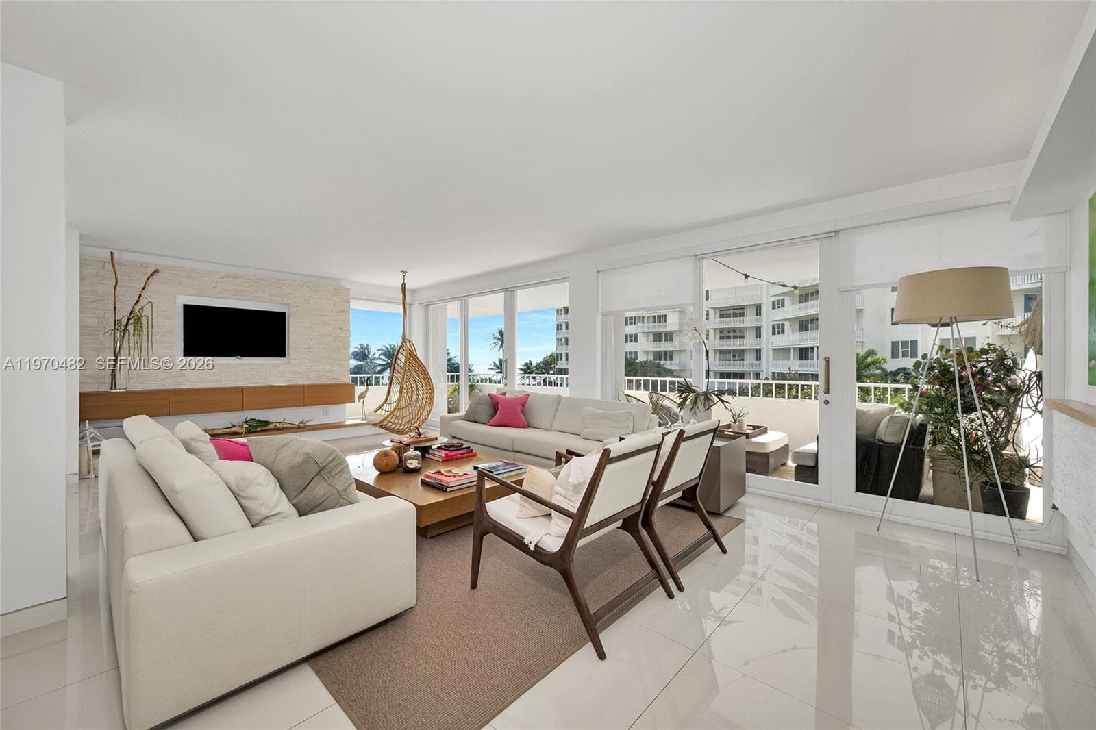 199 Ocean Lane Dr 401 photo 3