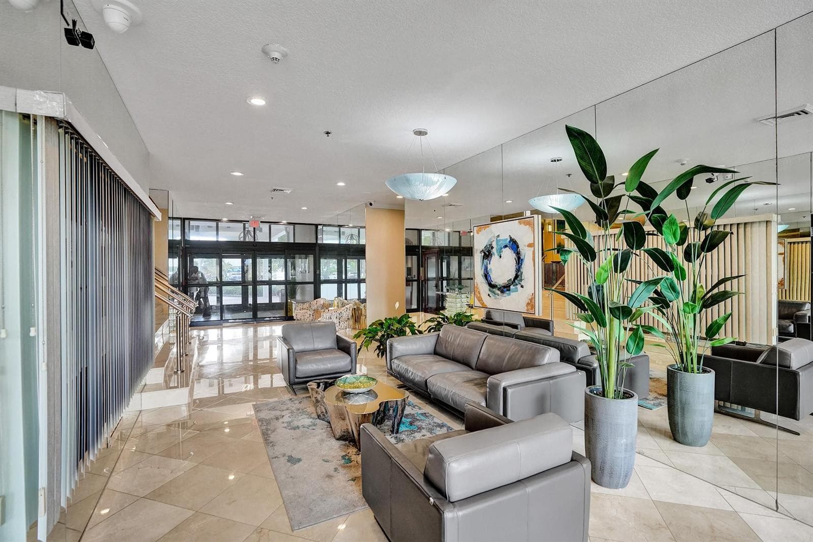1361 S Ocean Bl 210 photo 4