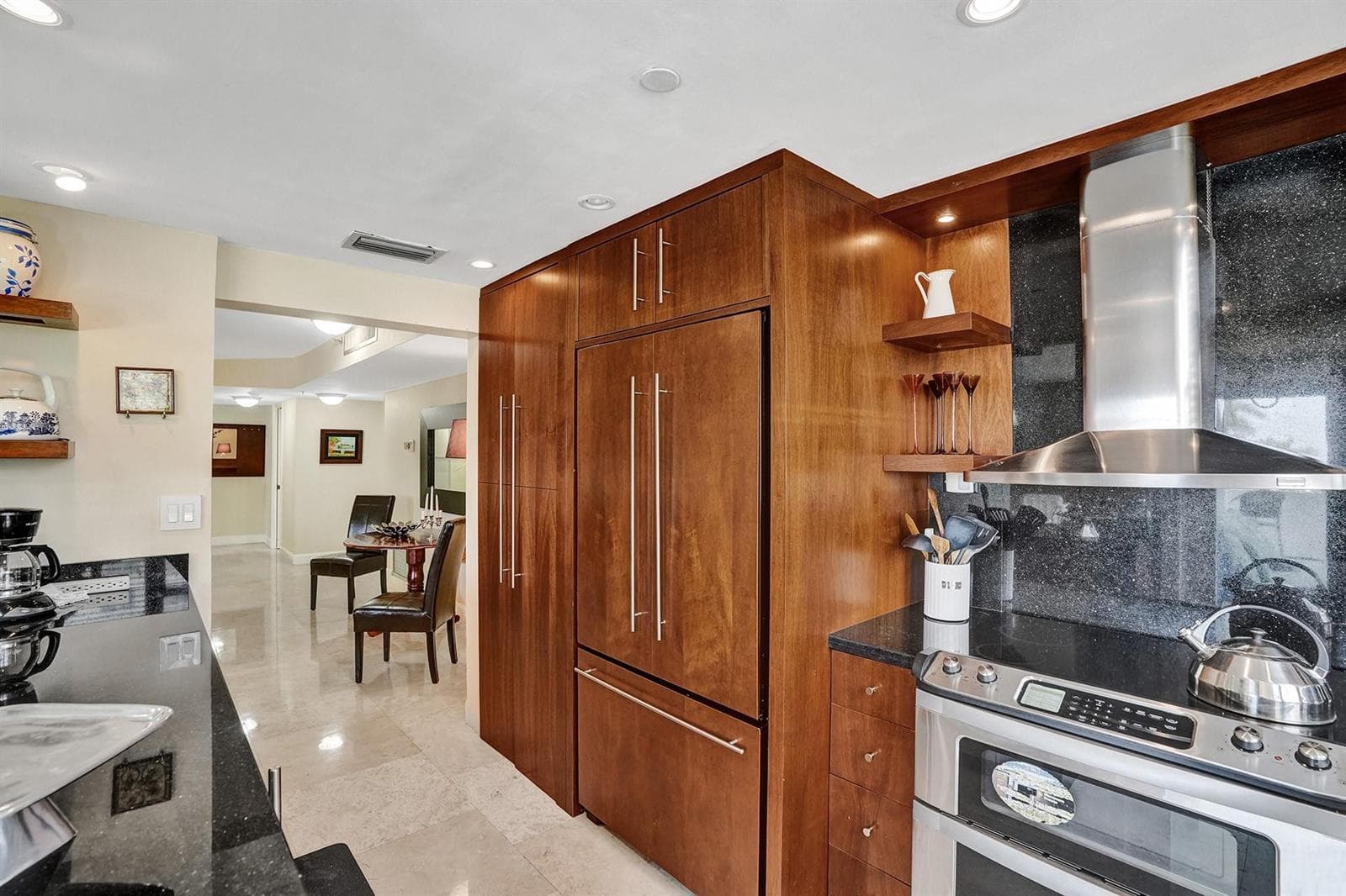 1361 S Ocean Bl 210 photo 25