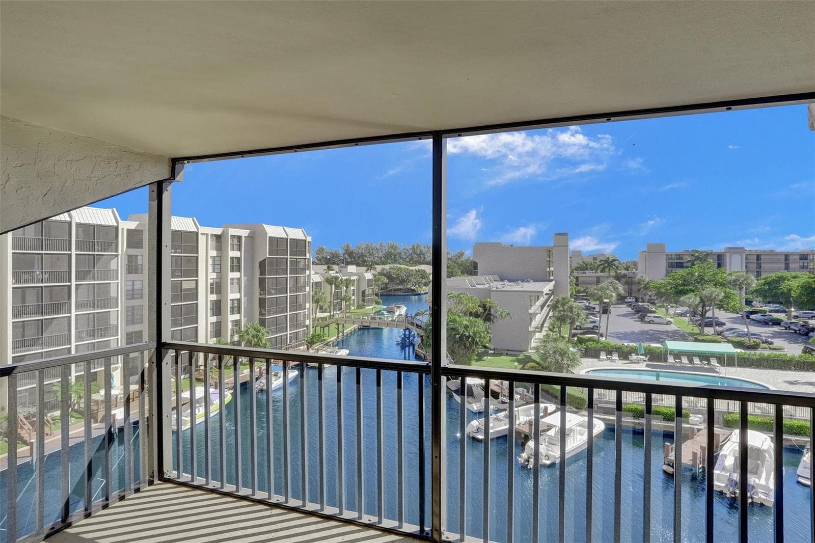 4 Royal Palm Way 503 photo 1