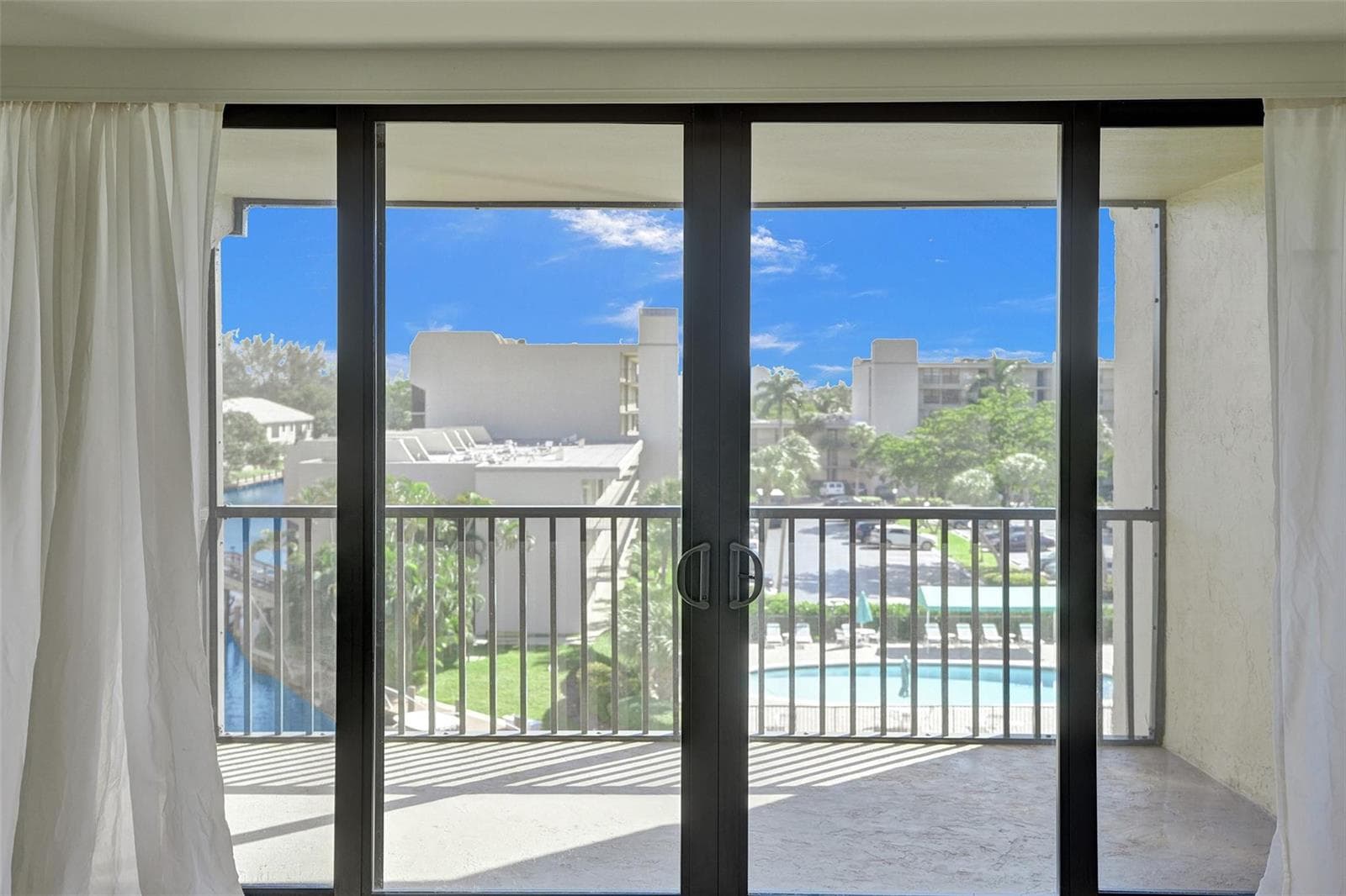 4 Royal Palm Way 503 photo 14