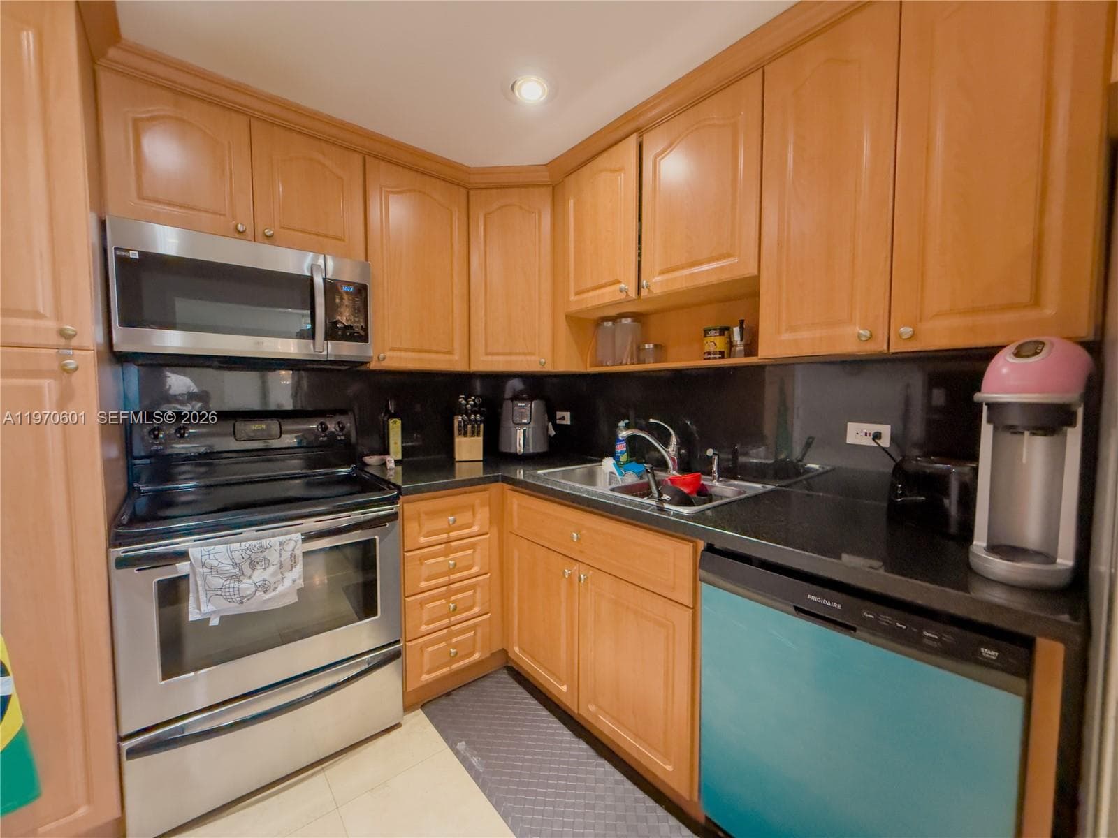 5005 Collins Ave 825 photo 5