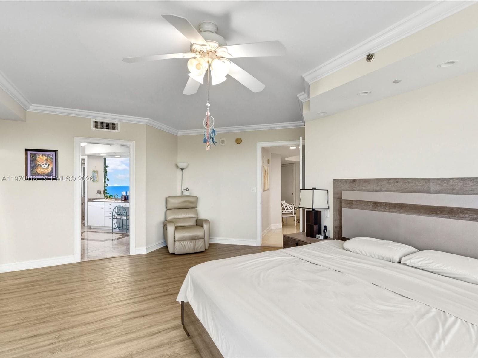 19333 Collins Ave 2304 photo 21