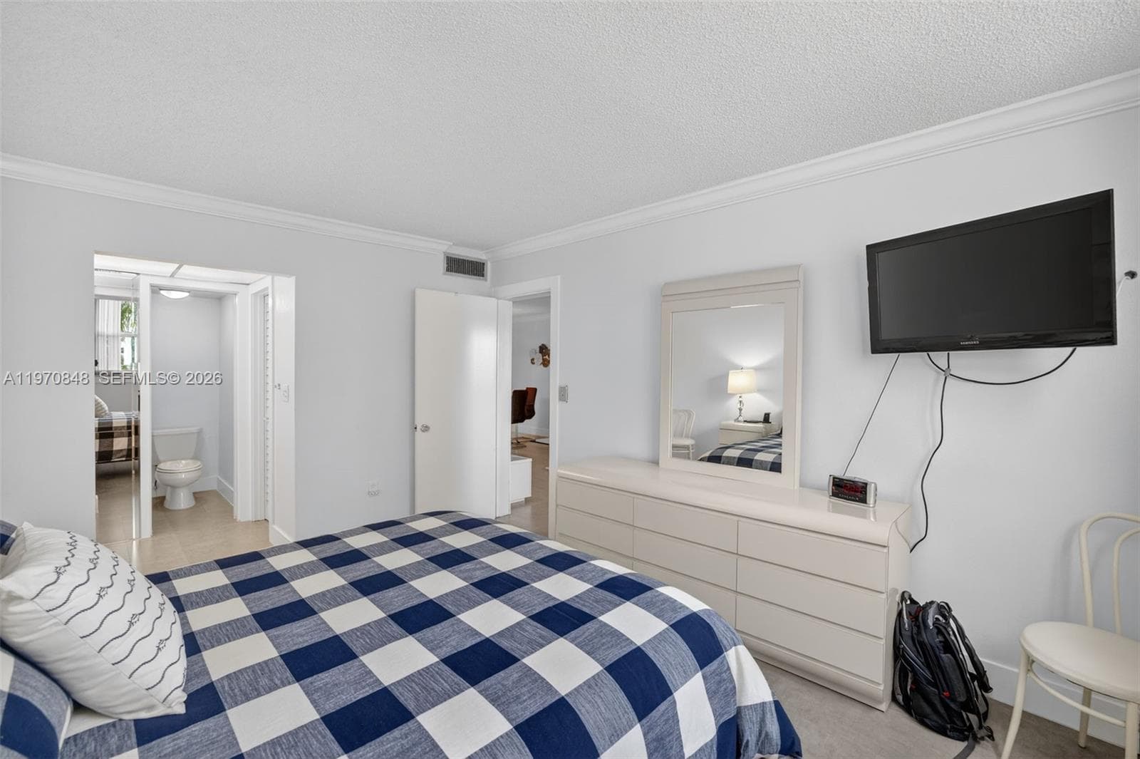 1891 S Ocean Dr 212 photo 18