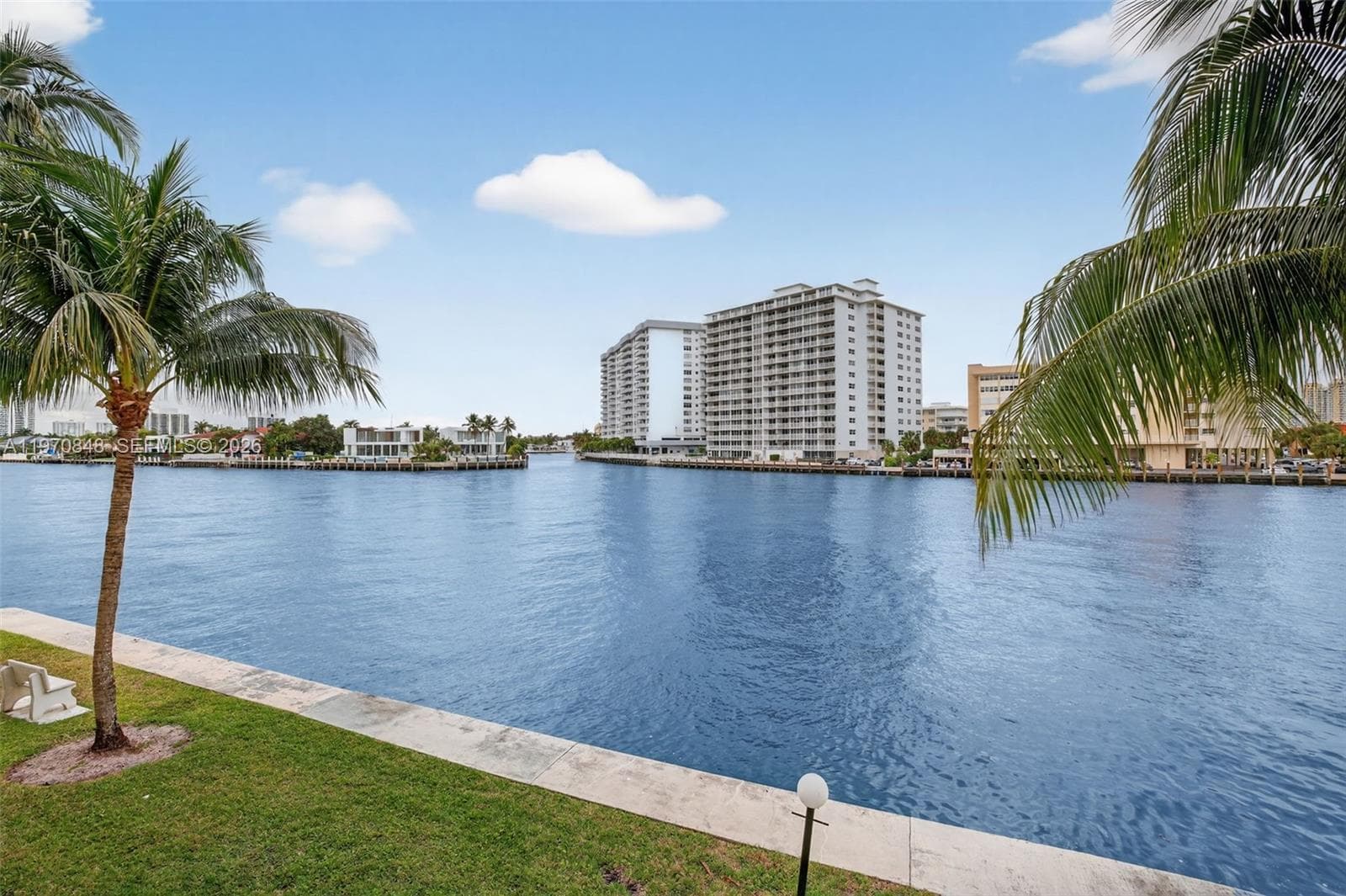 1891 S Ocean Dr 212 photo 4