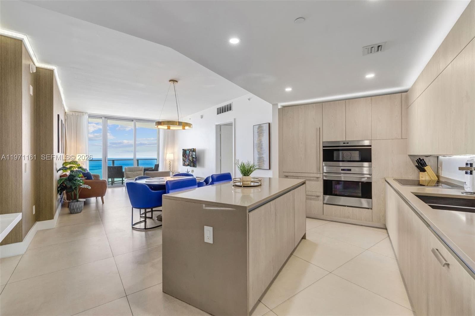4111 S Ocean Dr 3706 photo 3