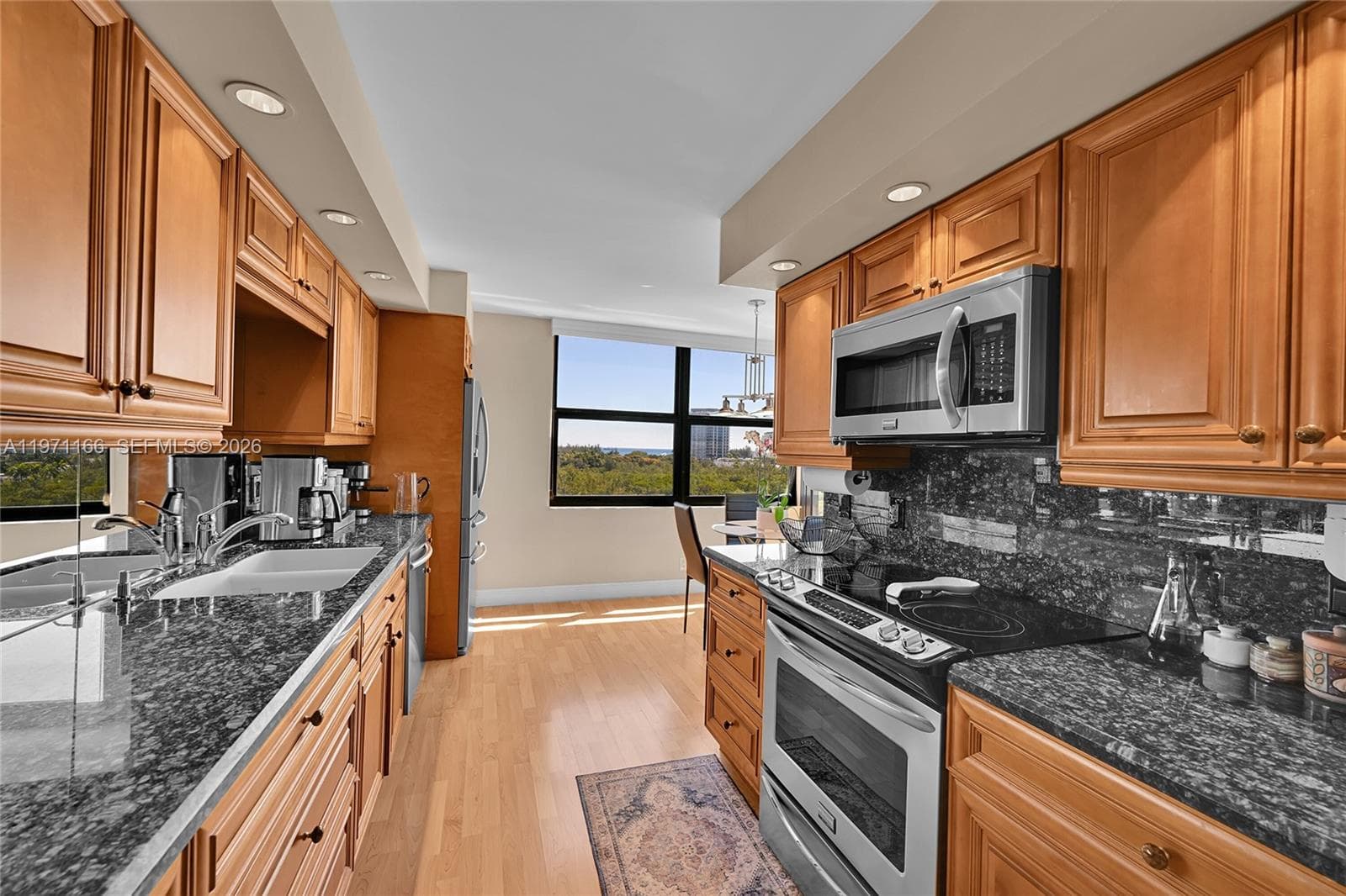 936 Intracoastal Dr 9H photo 5