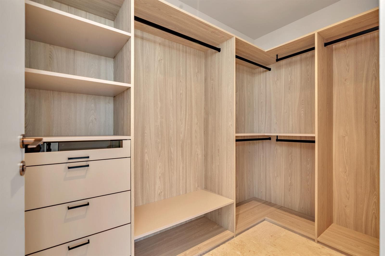 200 Arkona Court 501 photo 15