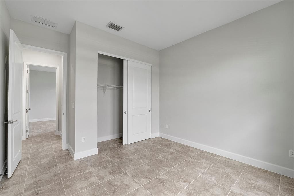 5223 Liberty Lane photo 24